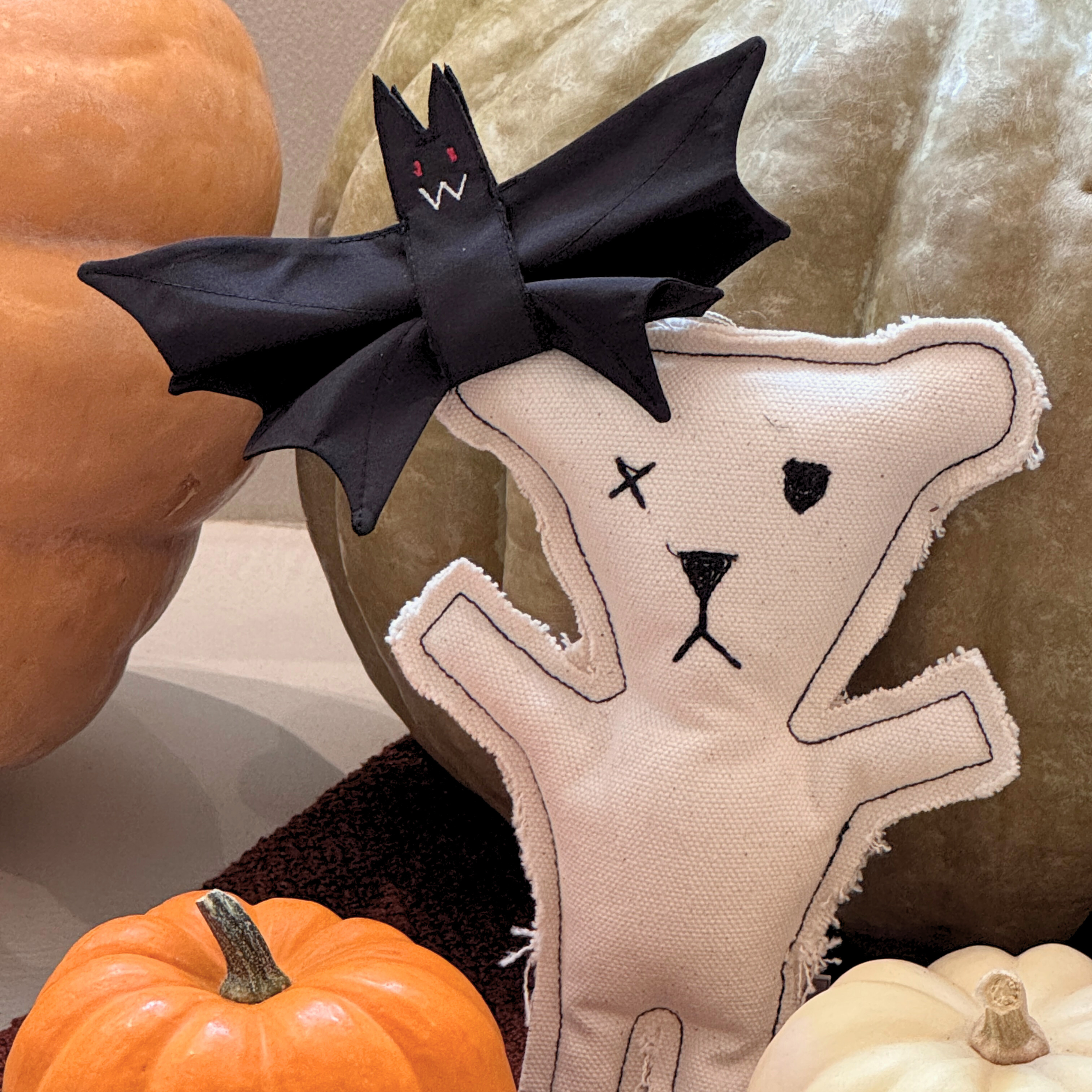 Boo-Tie Papyon ve Yaka Süsü